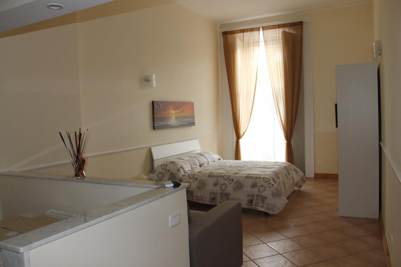 B&B La Torretta Chiaia Napoli Esterno foto